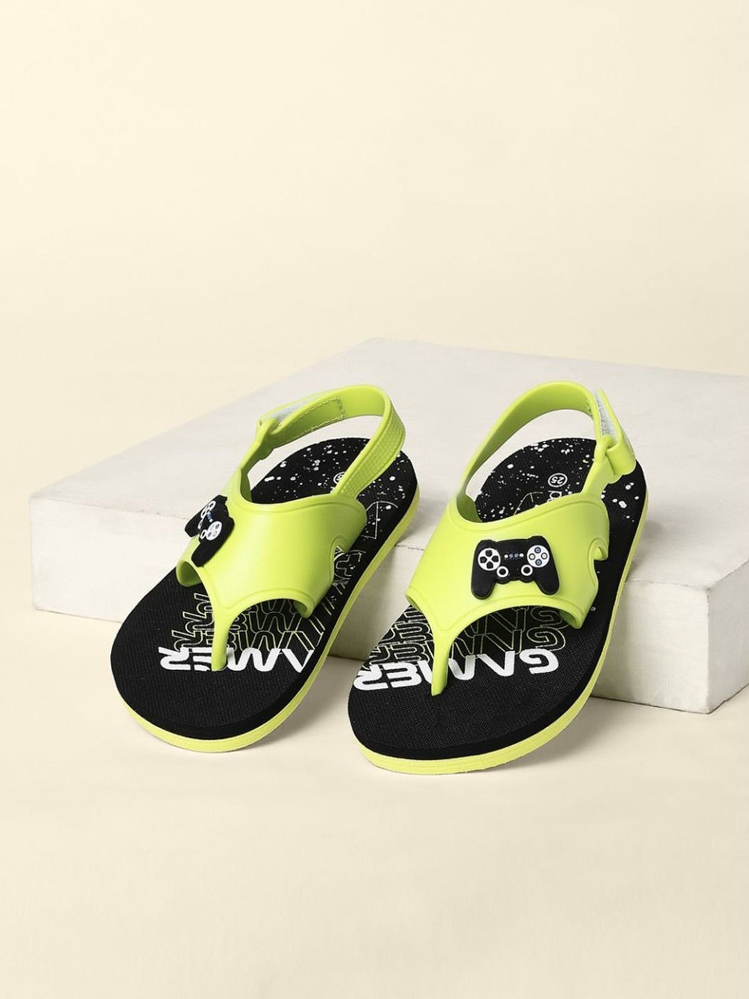 Pantaloons Junior Lime Green & Black Floater Sandals