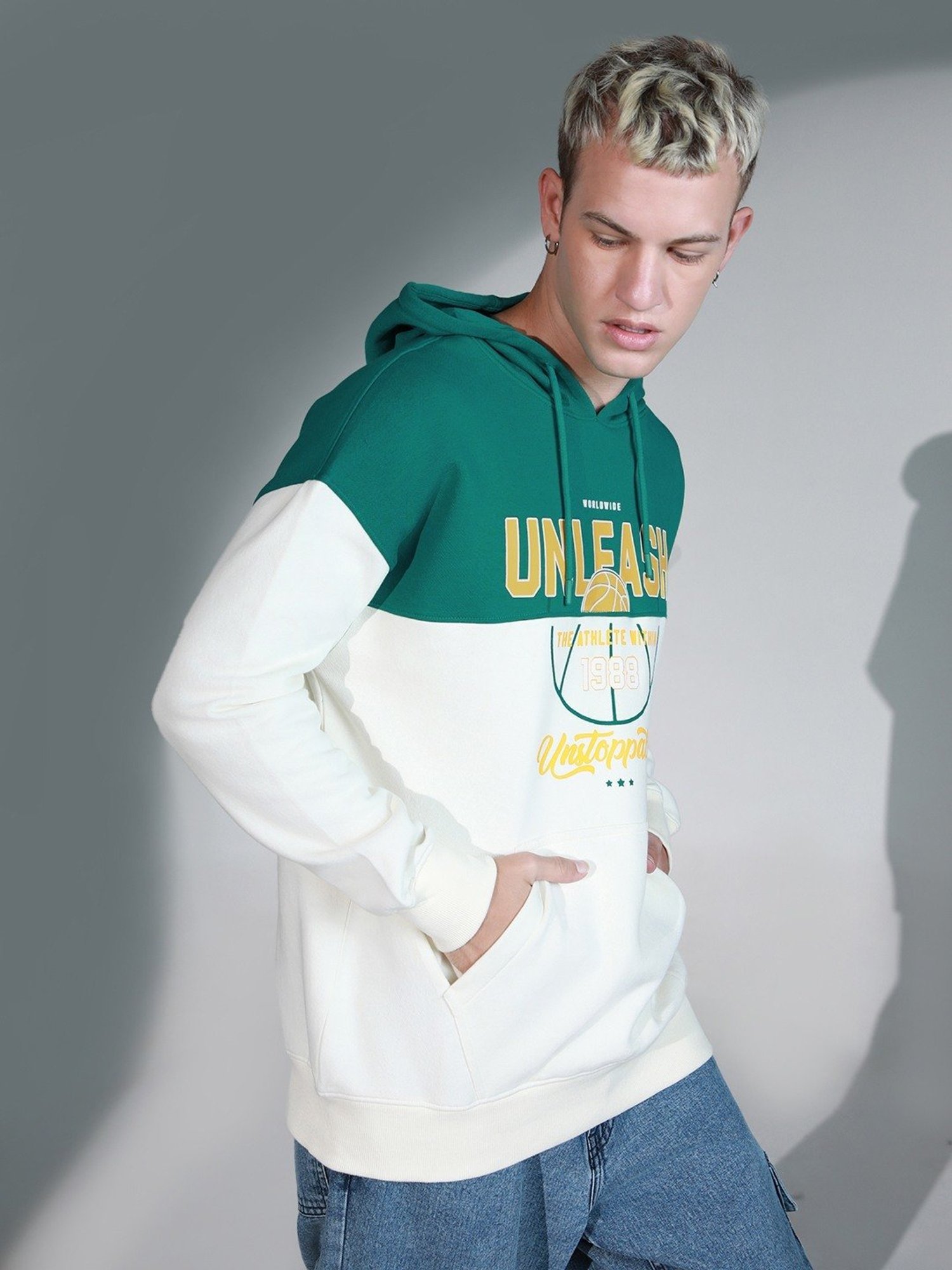 Forca Black Regular Fit Printed Sweatshirt