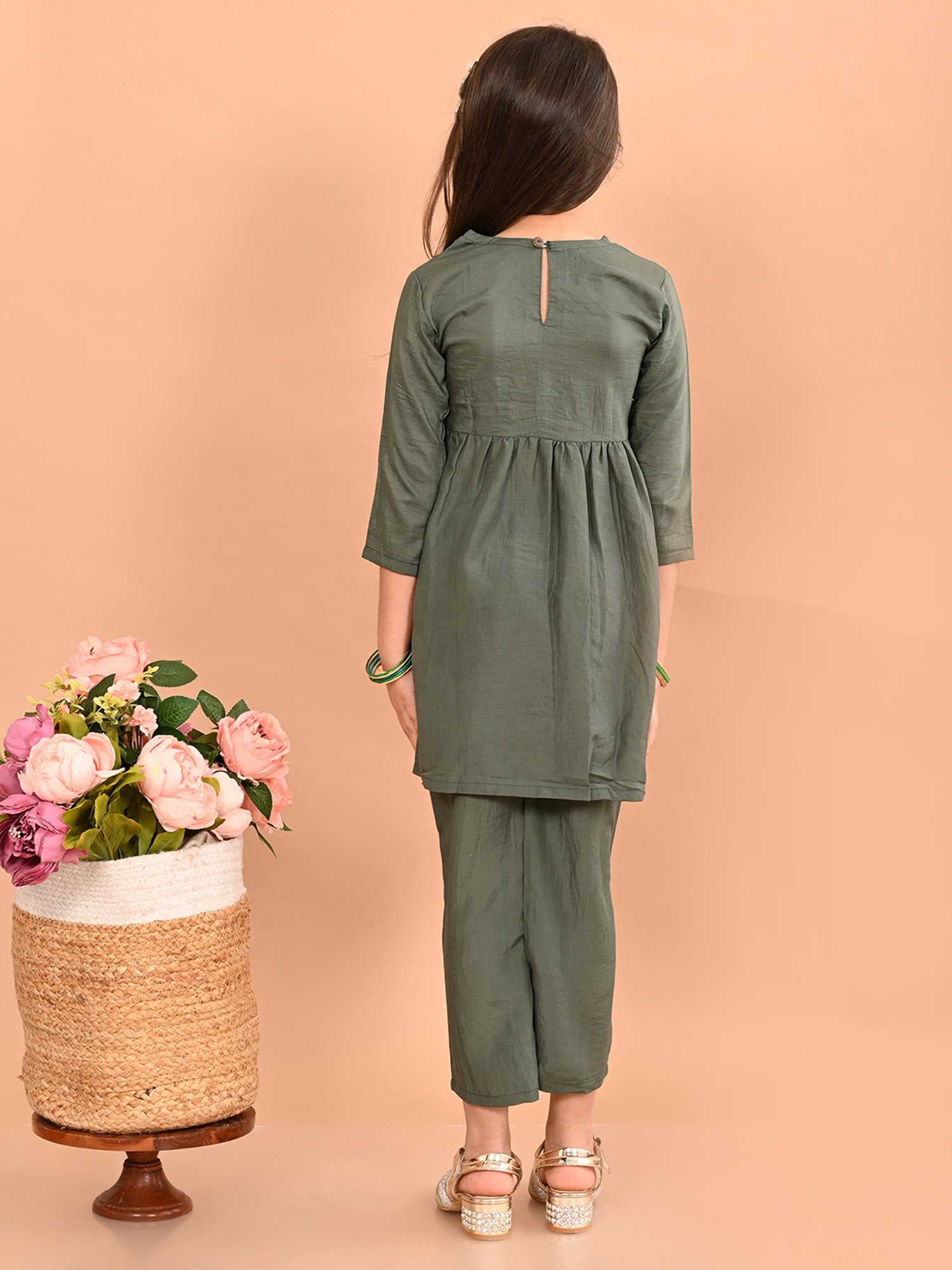 LilPicks Kids Sage Green Embroidered Kurta with Pants