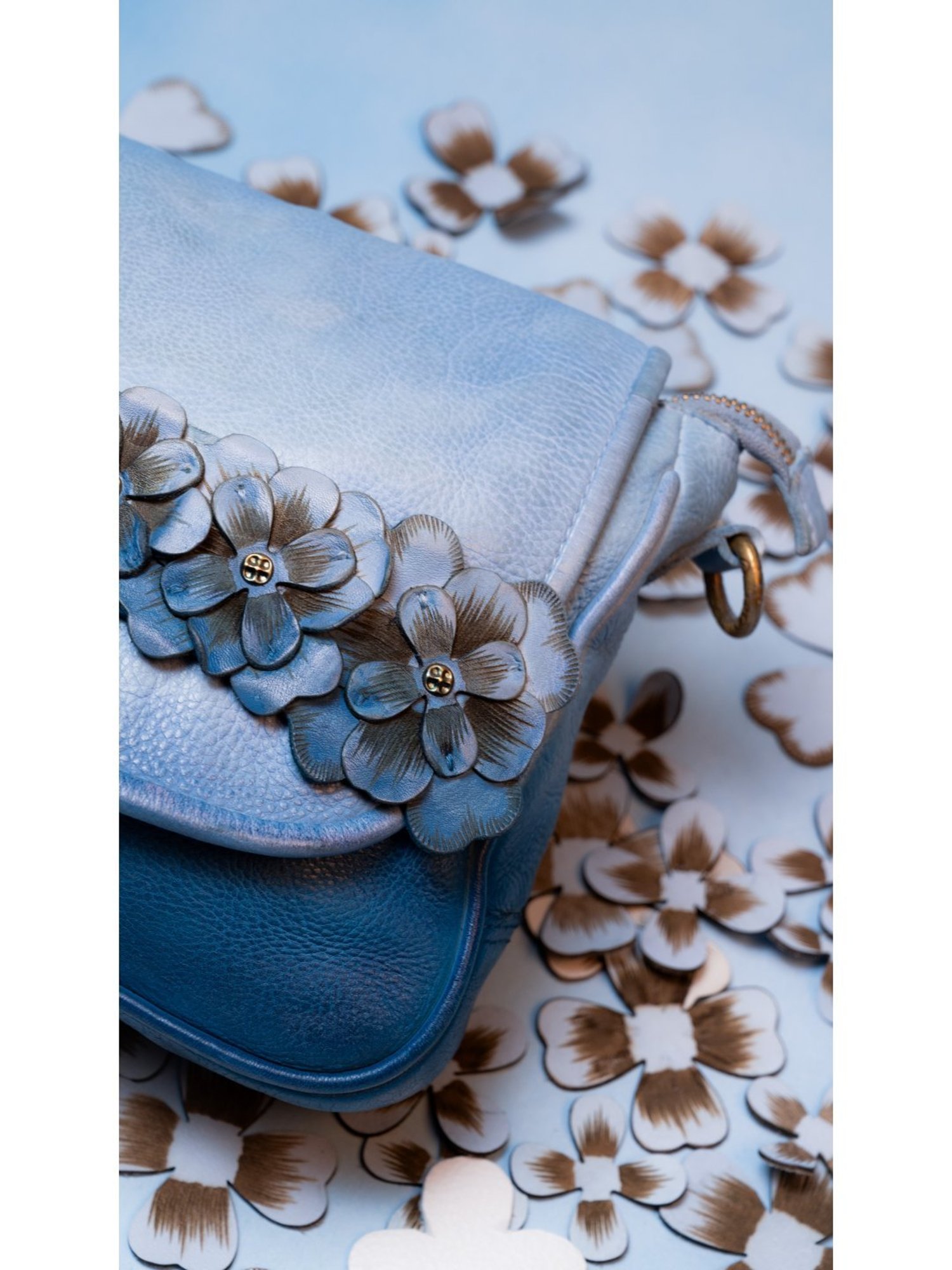 Art N Vintage Azure Aster Blue Leather Floral Medium Sling Handbag