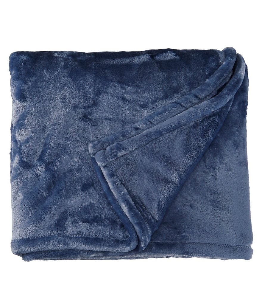 Noble Excellence Ava Plush Throw