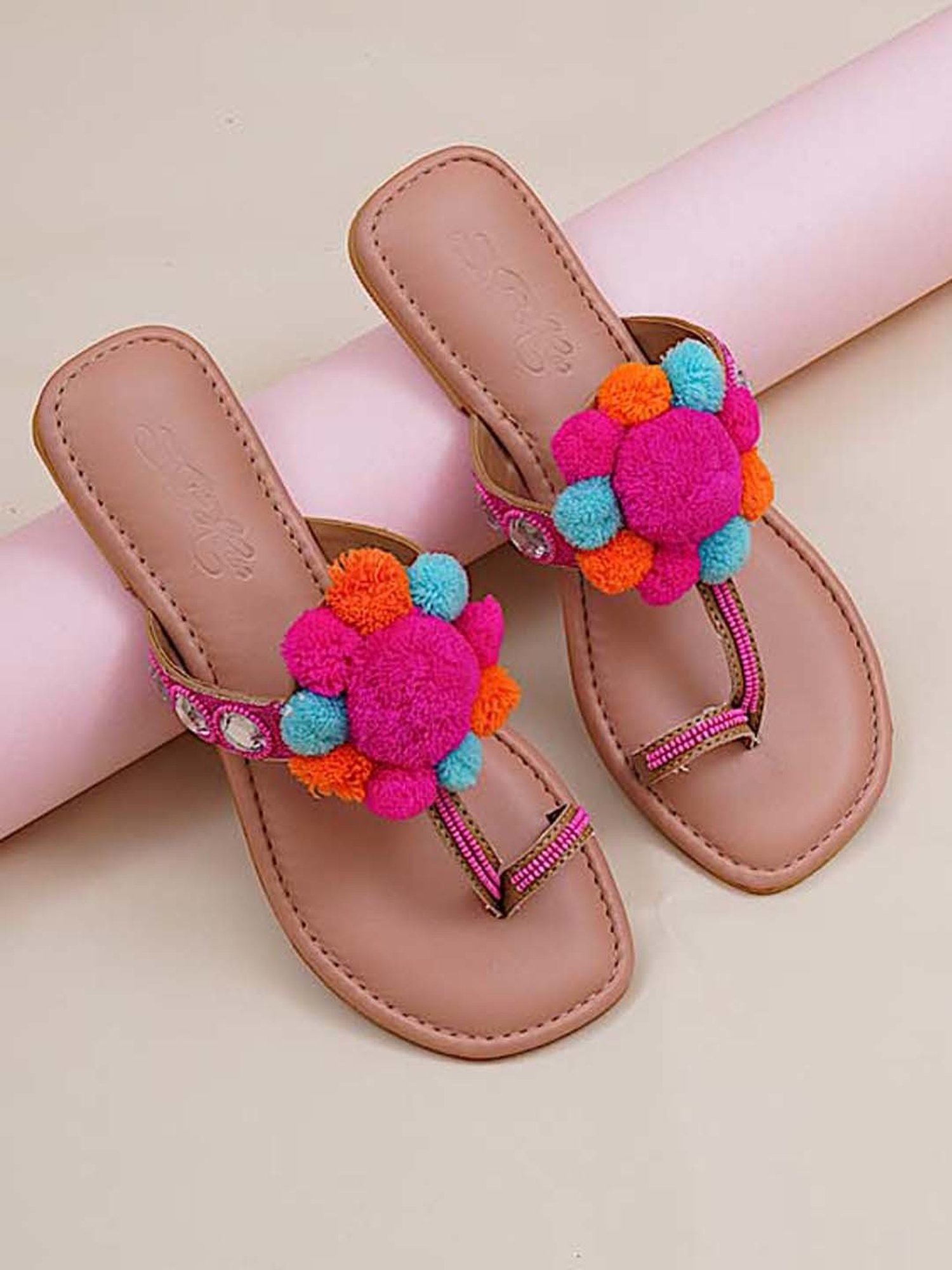 Sole House Women's Pink Toe Ring Sandals