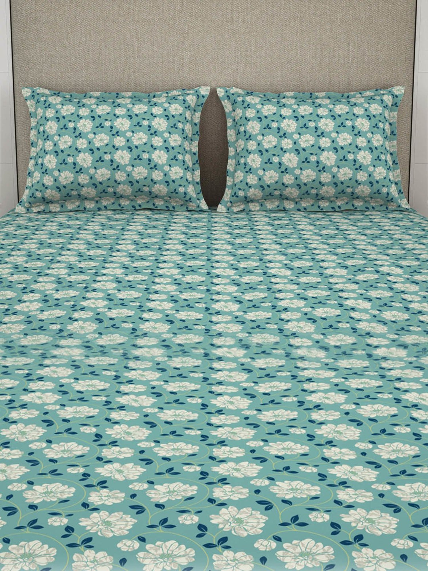 Welspun Dazzle Floral Blue 140 TC Microfiber Double Bedsheet with 2 Pillow Covers