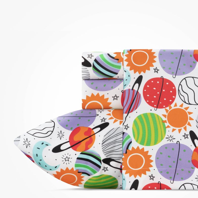 Full Plenty of Planets Sheet Set Red - Highlights