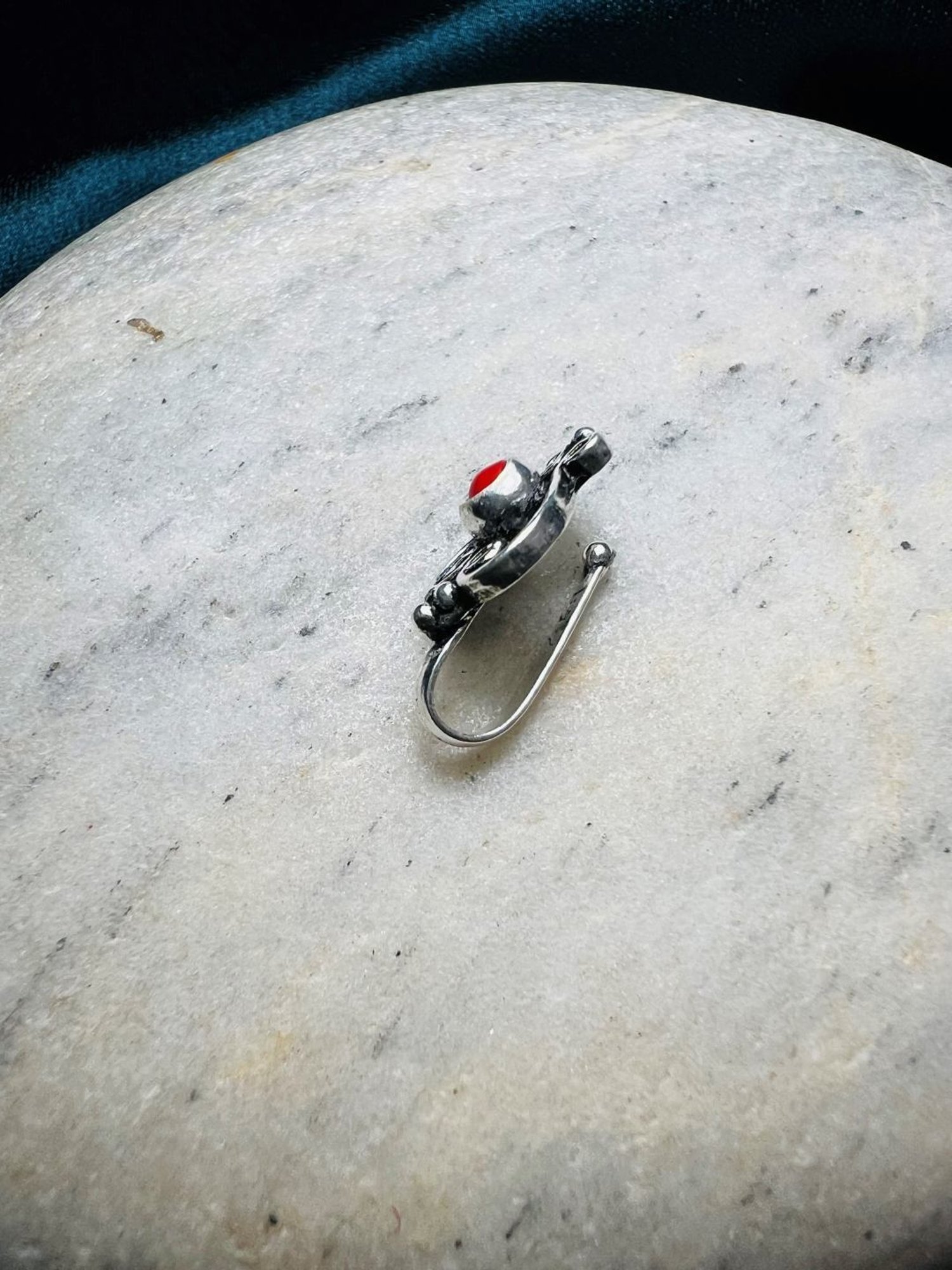 Zavya 92.5 Sterling Silver Floral Nosepin for Women