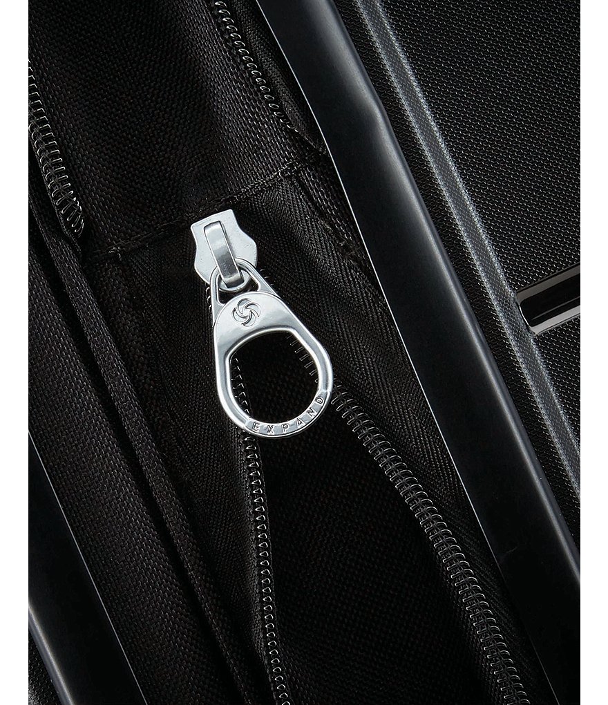 American Tourister 18'' Mickey Mouse Upright Hardside Suitcase