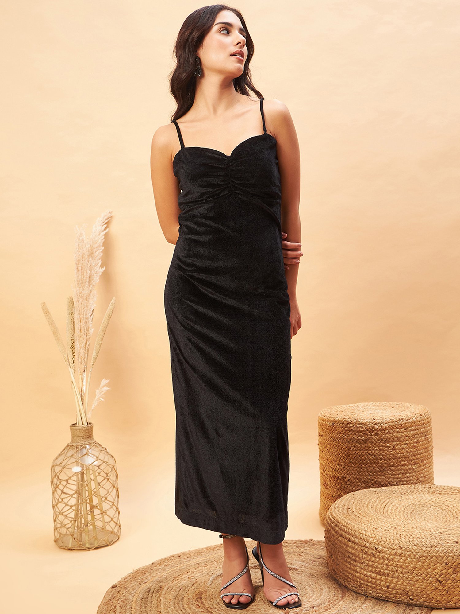 Magre Black Regular Fit Maxi Dress