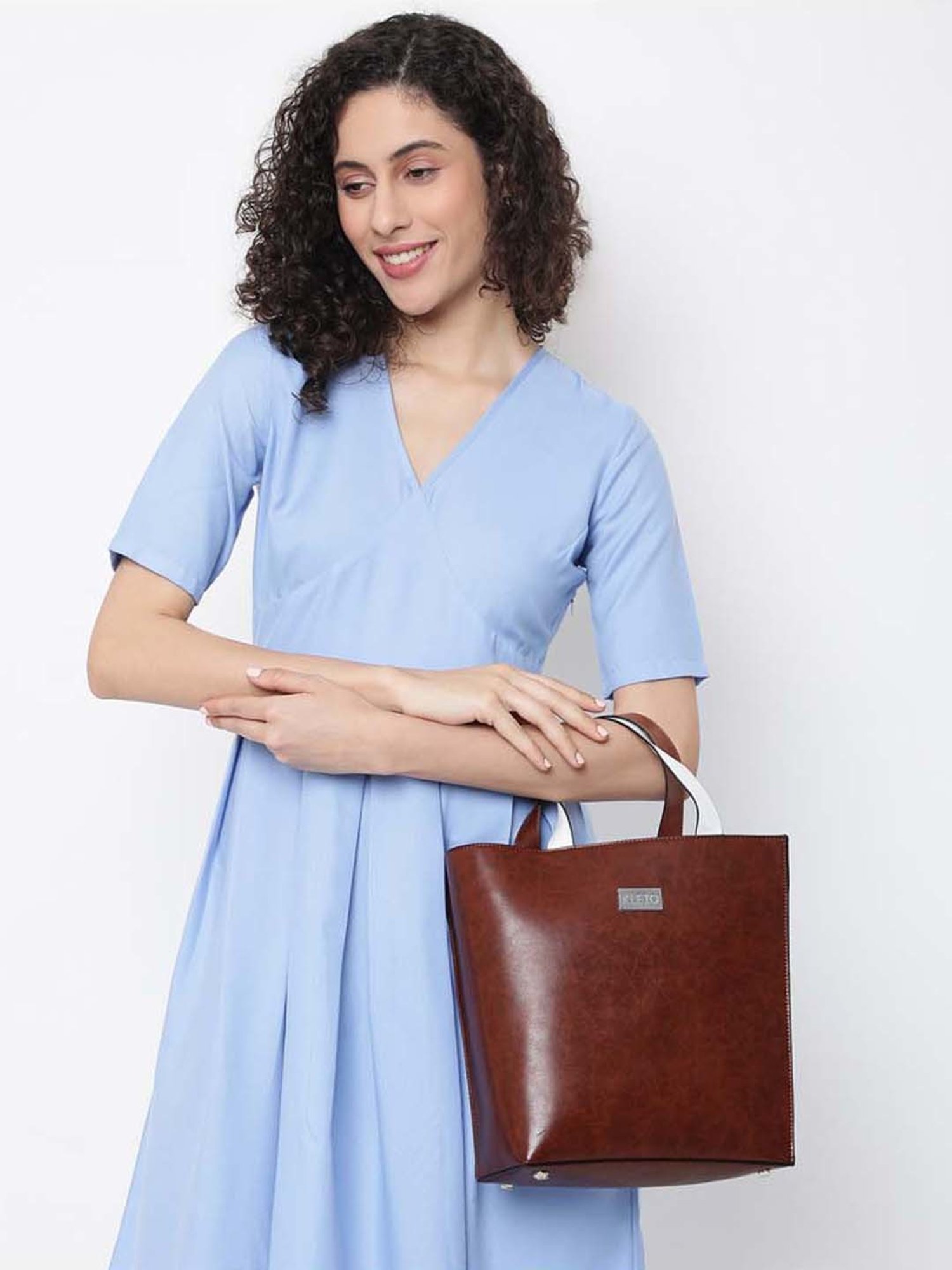 KLEIO Tan Solid Medium Handbag