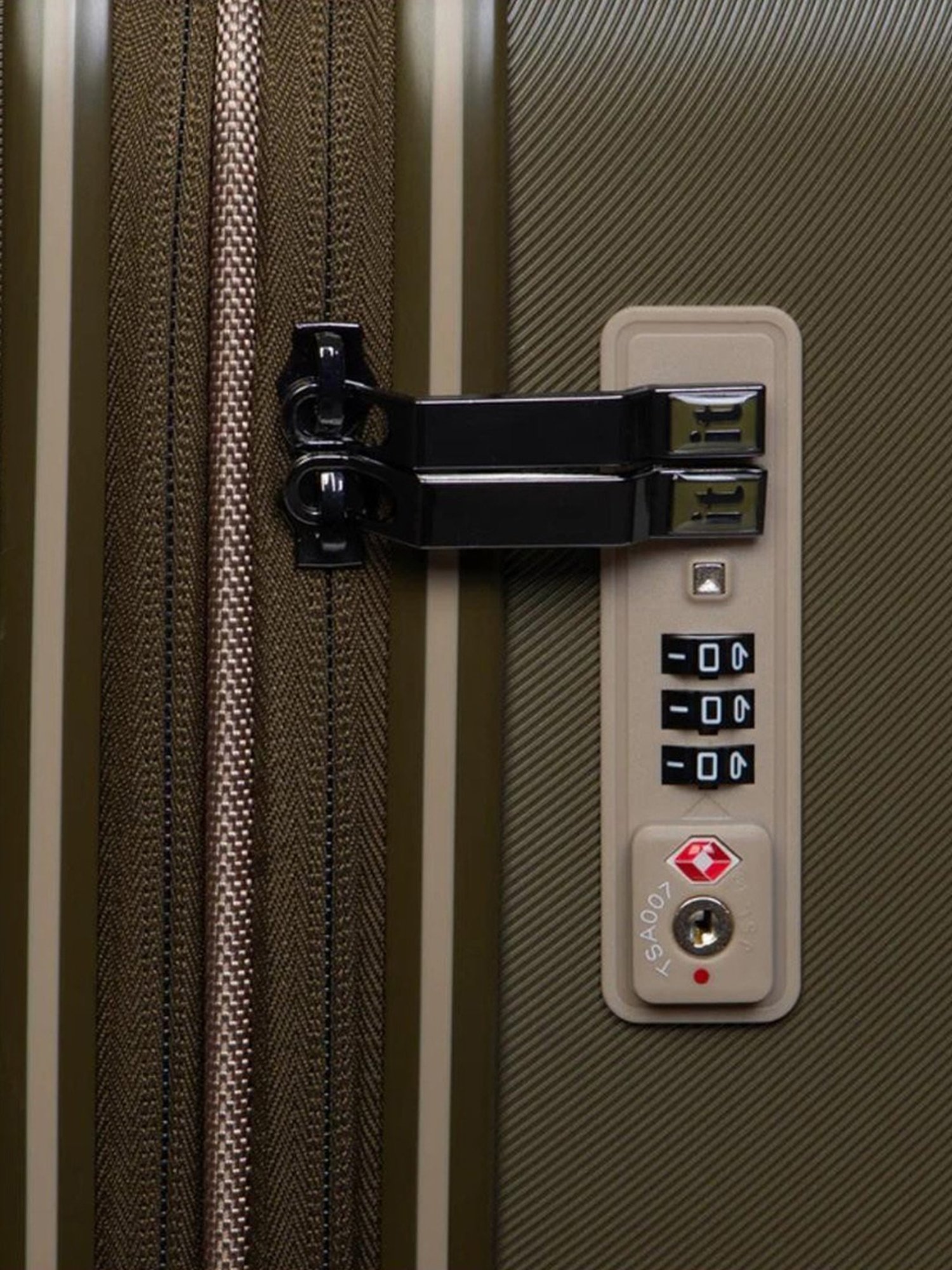 it luggage Rapidity Olive Combo-28 & 24 inches Expandable Hardsided Luggage Trolley with TSA Lock