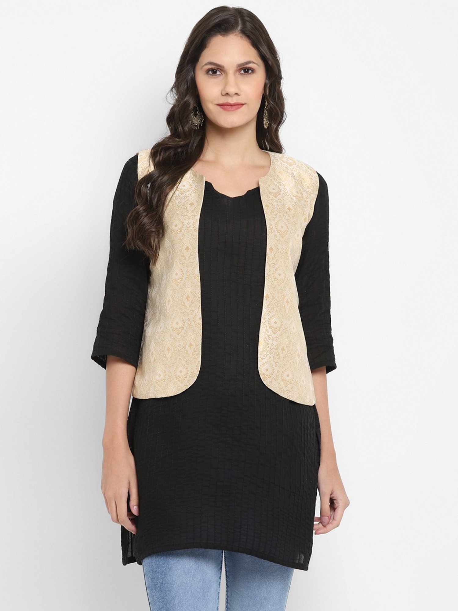 Hangup Beige Jacquard Pattern Shrug