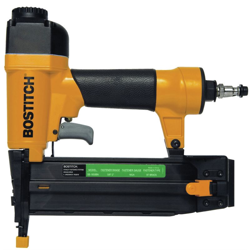 Bostitch BTFP3KIT-R 3-Piece Nailer and 0.8 HP 6 Gallon Oil-Free Pancake Compressor Combo Kit