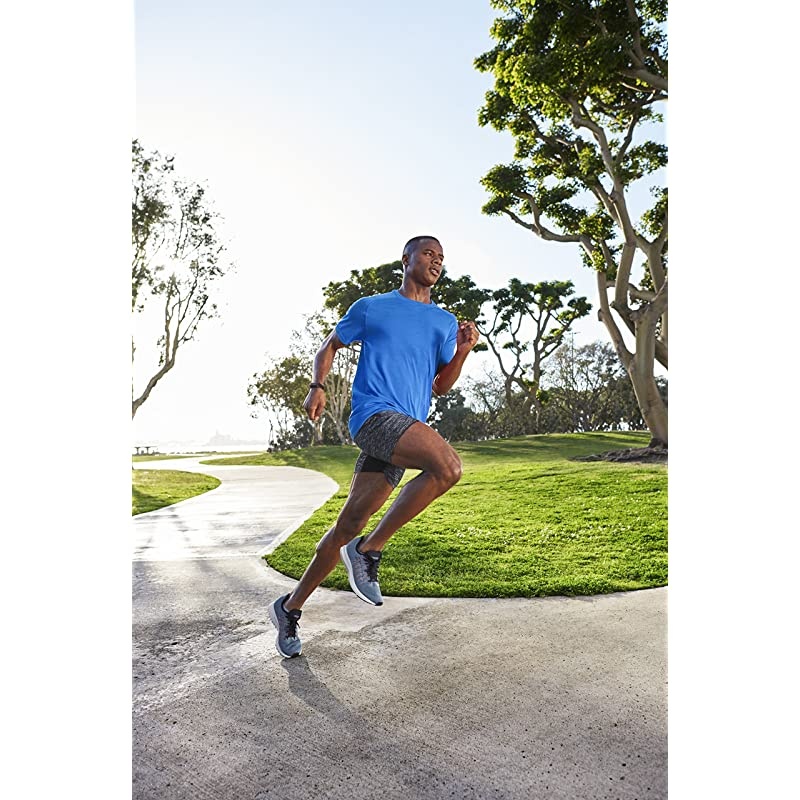 vivofit 3 Activity Tracker with 1+ Year Battery Life Sleep Monitoring and Auto Activity Detection Black