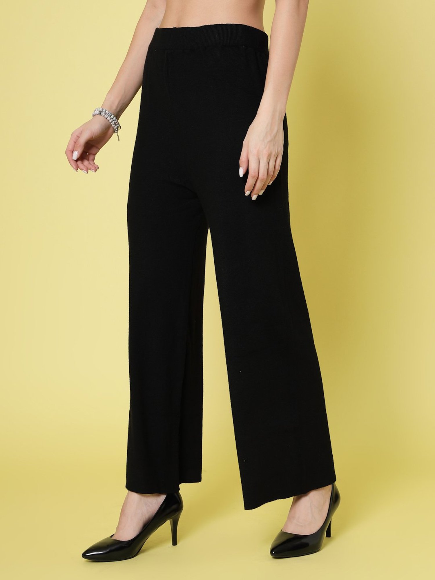 Mafadeny Black Regular Fit Mid Rise Palazzos