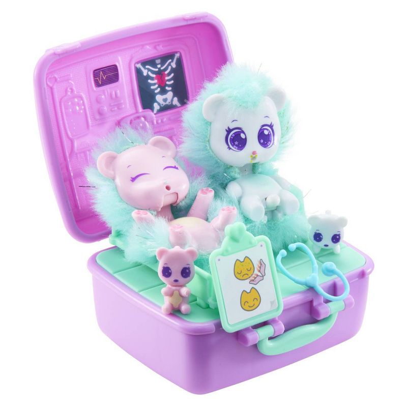 Little Live Pets Scruff Surprise Vet Rescue Families Vet Set