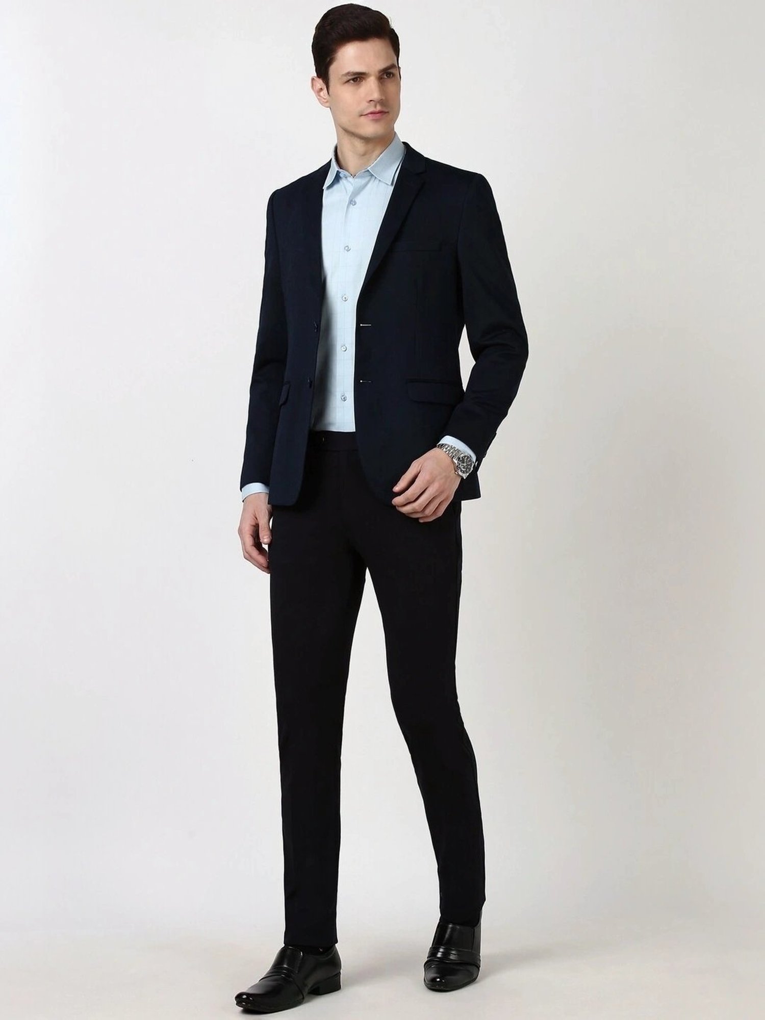 Arrow Sports Green Regular Fit Texture Waistcoat