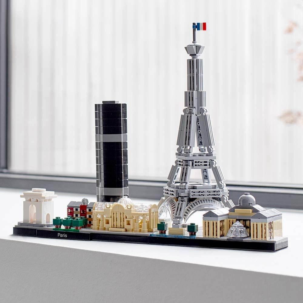 LEGO Architecture Skyline Collection 21044 Paris Building Kit (694 Piece)