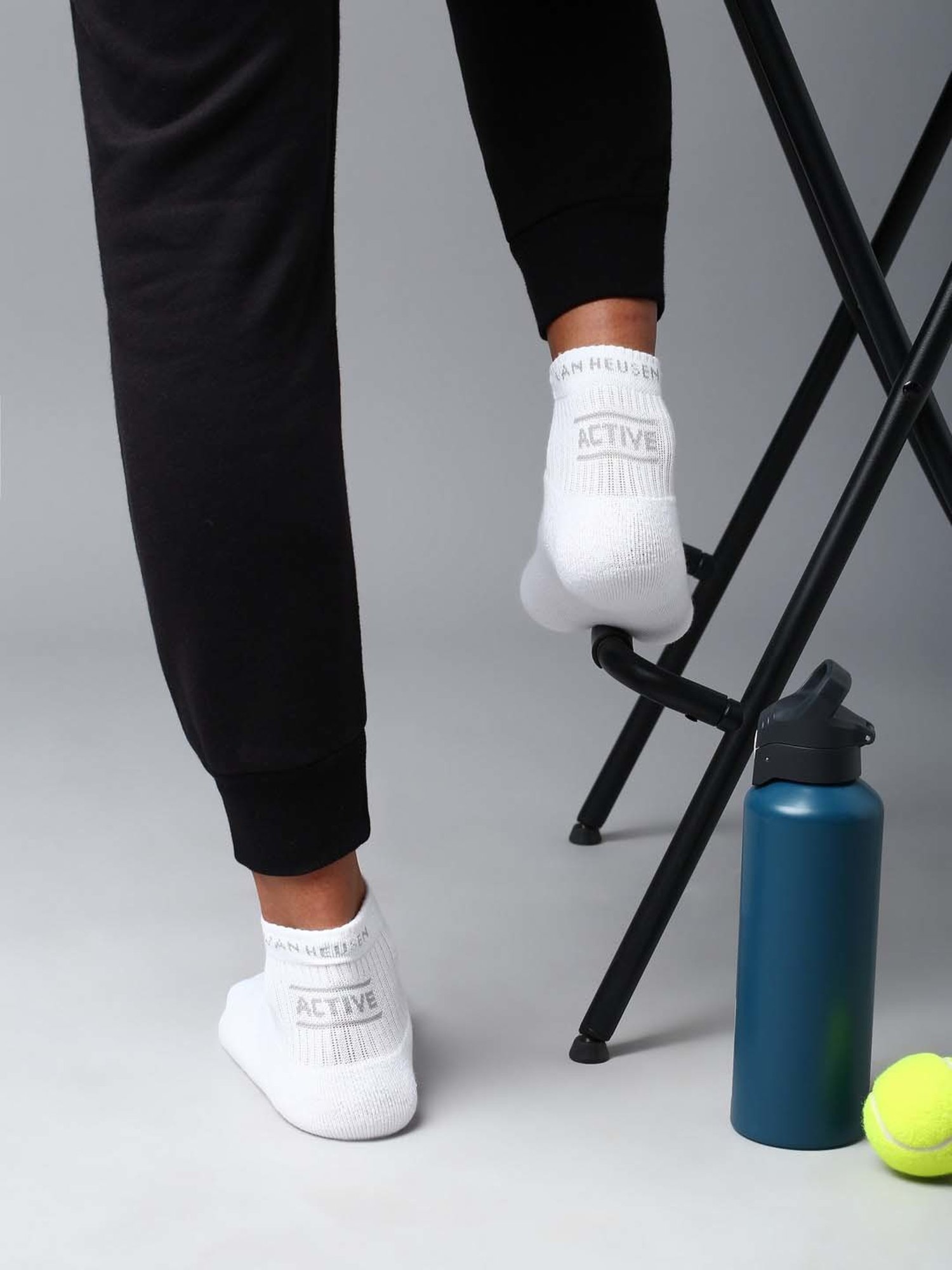 Van Heusen White Cotton Solid Socks - Set of 1