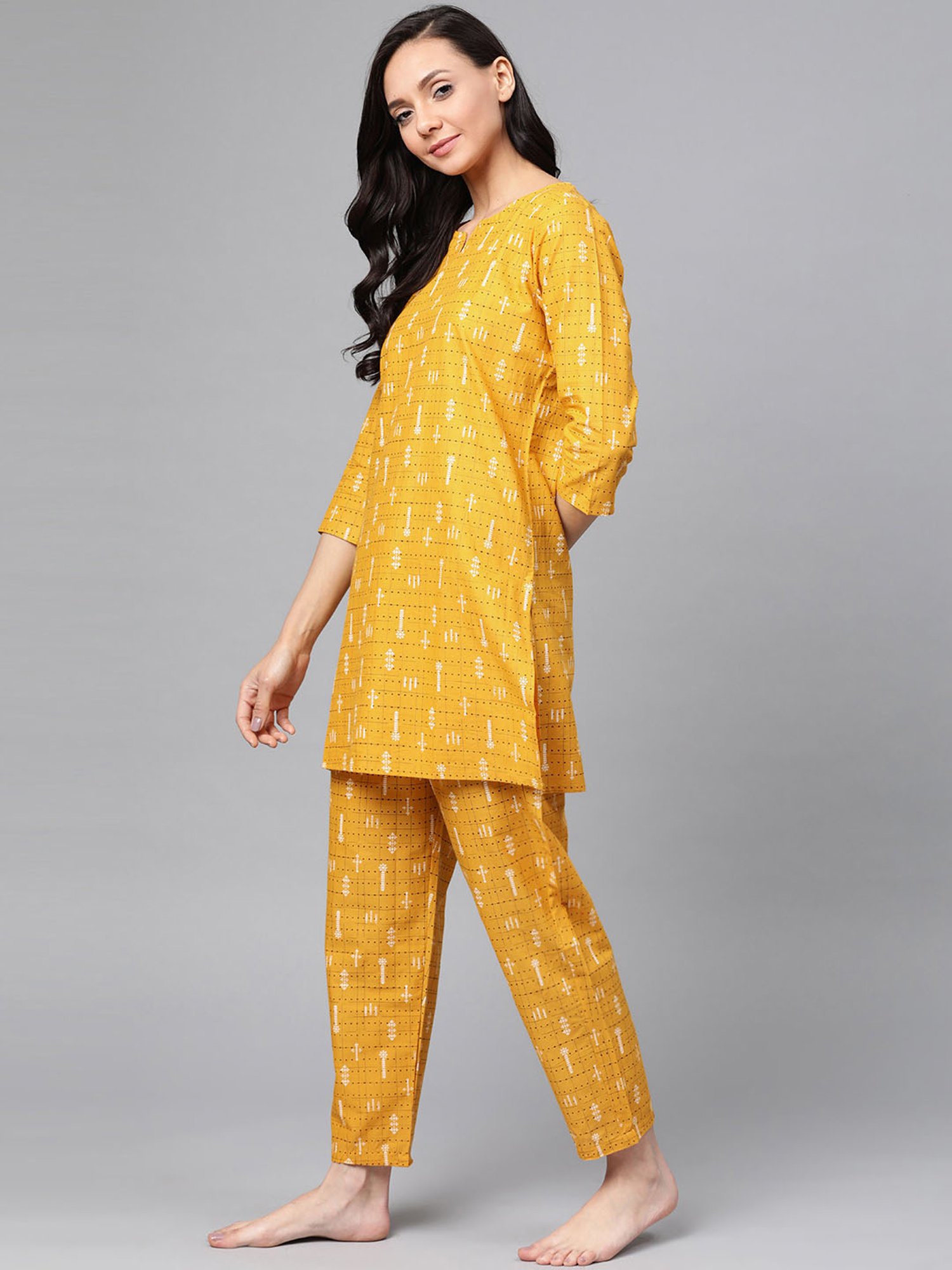 Anubhutee Yellow Printed Kurti Pyjama Set