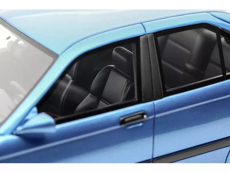 1982 BMW 323i Saturn Blue 1/18 Diecast Model Car by Minichamps