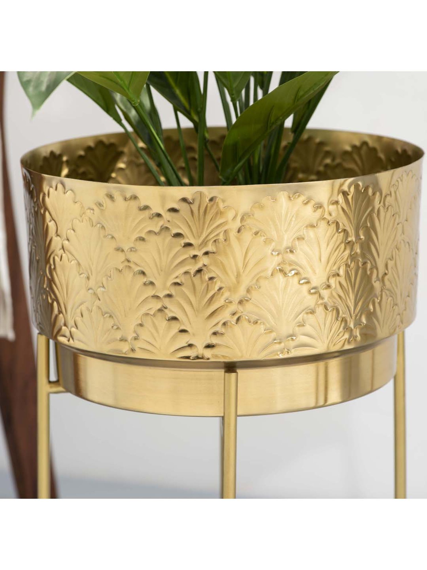 THE DECOR REMEDY Gold Ginko Leaf Embossed Indian Planter - Set of 2