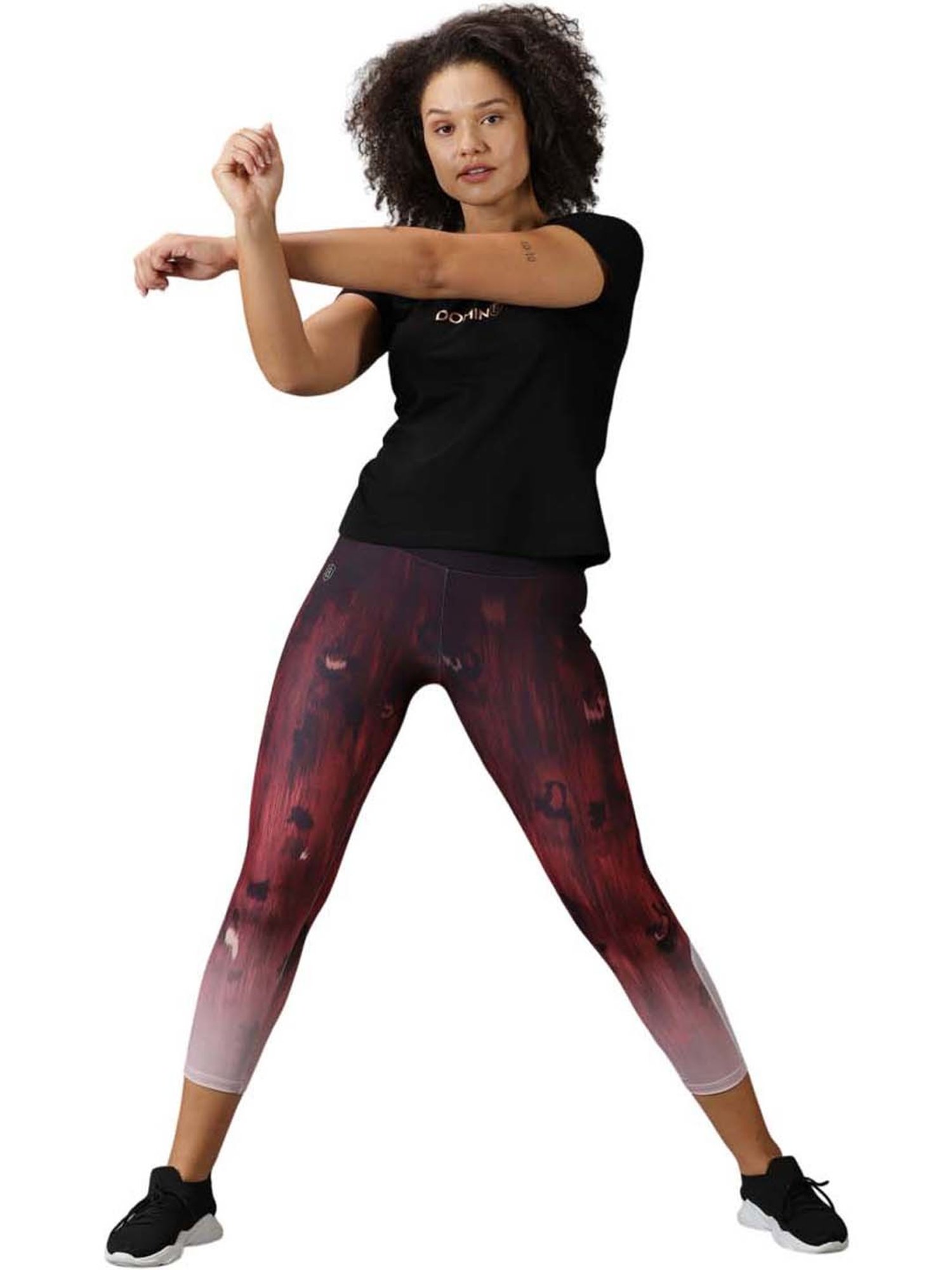 Domin8 Women Skin Fit Digital Printed Training Tights With Elasticated Waist & Zipper Pocket