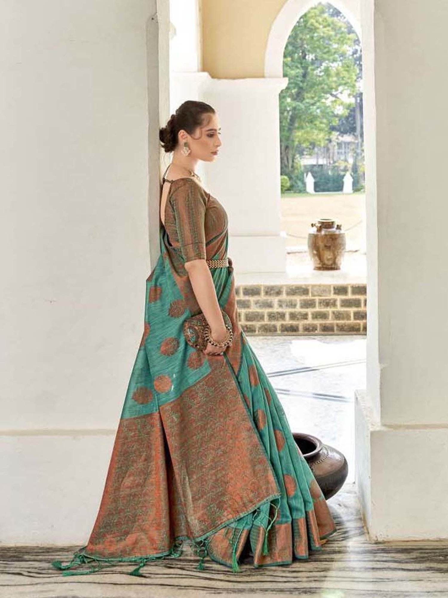 Elora Bottle Green Linen Woven Saree With Unstitched Blouse