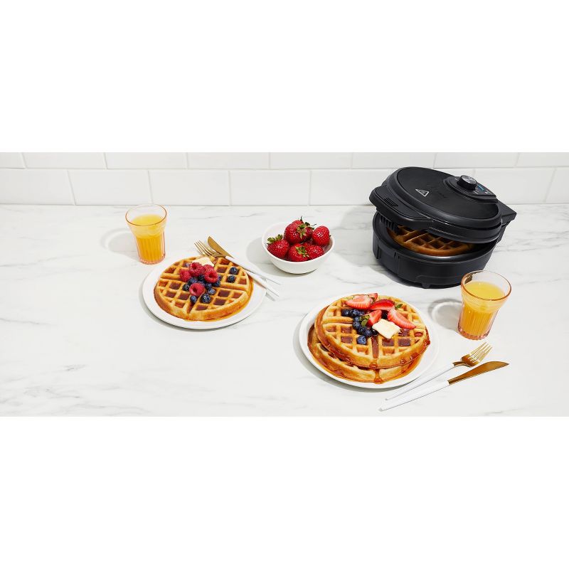 ChefChoice Five of Hearts Waffle Maker - Black