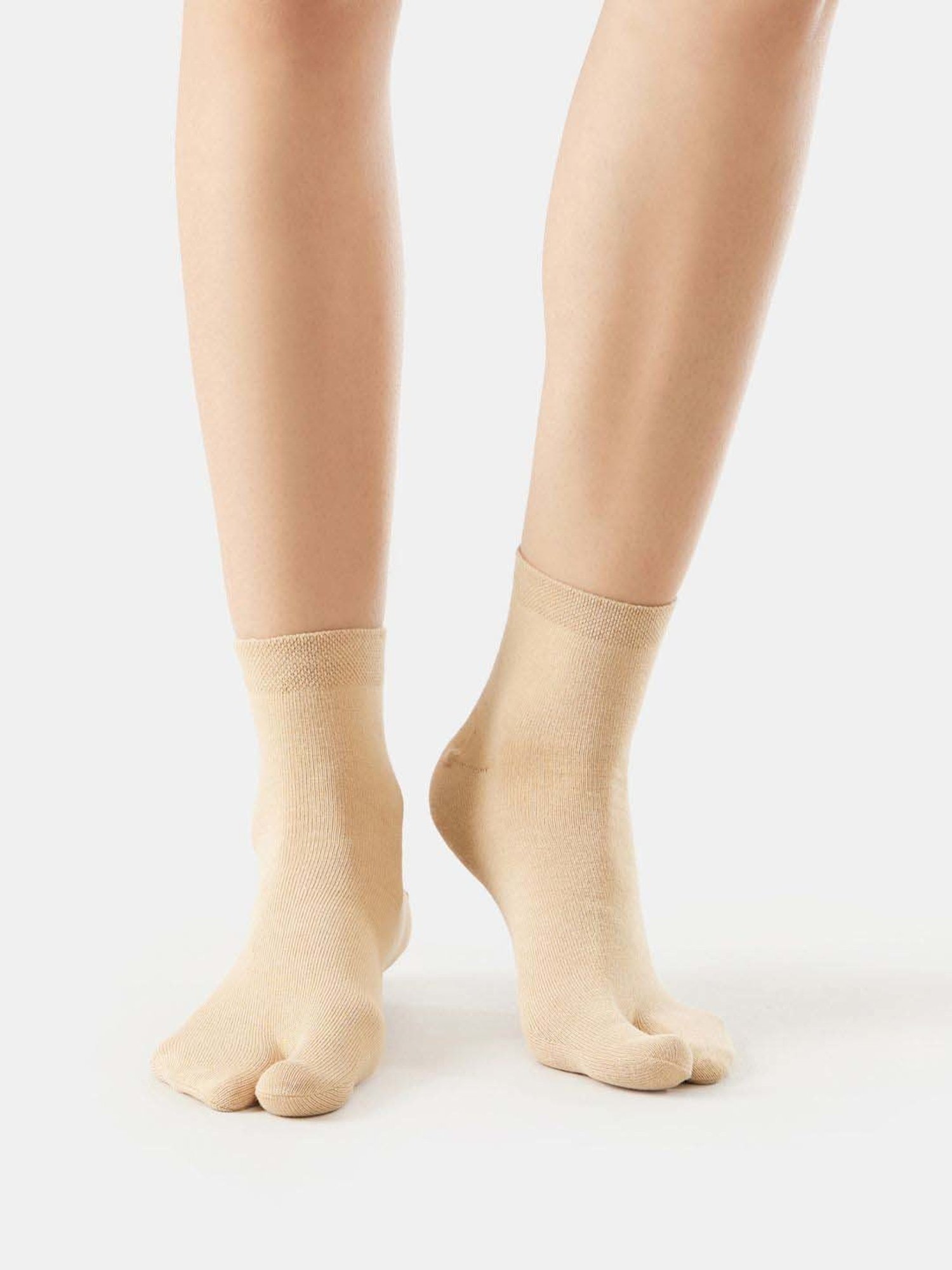 Jockey 7487 Women's Compact Cotton Stretch Toe Socks (Pack of 2)