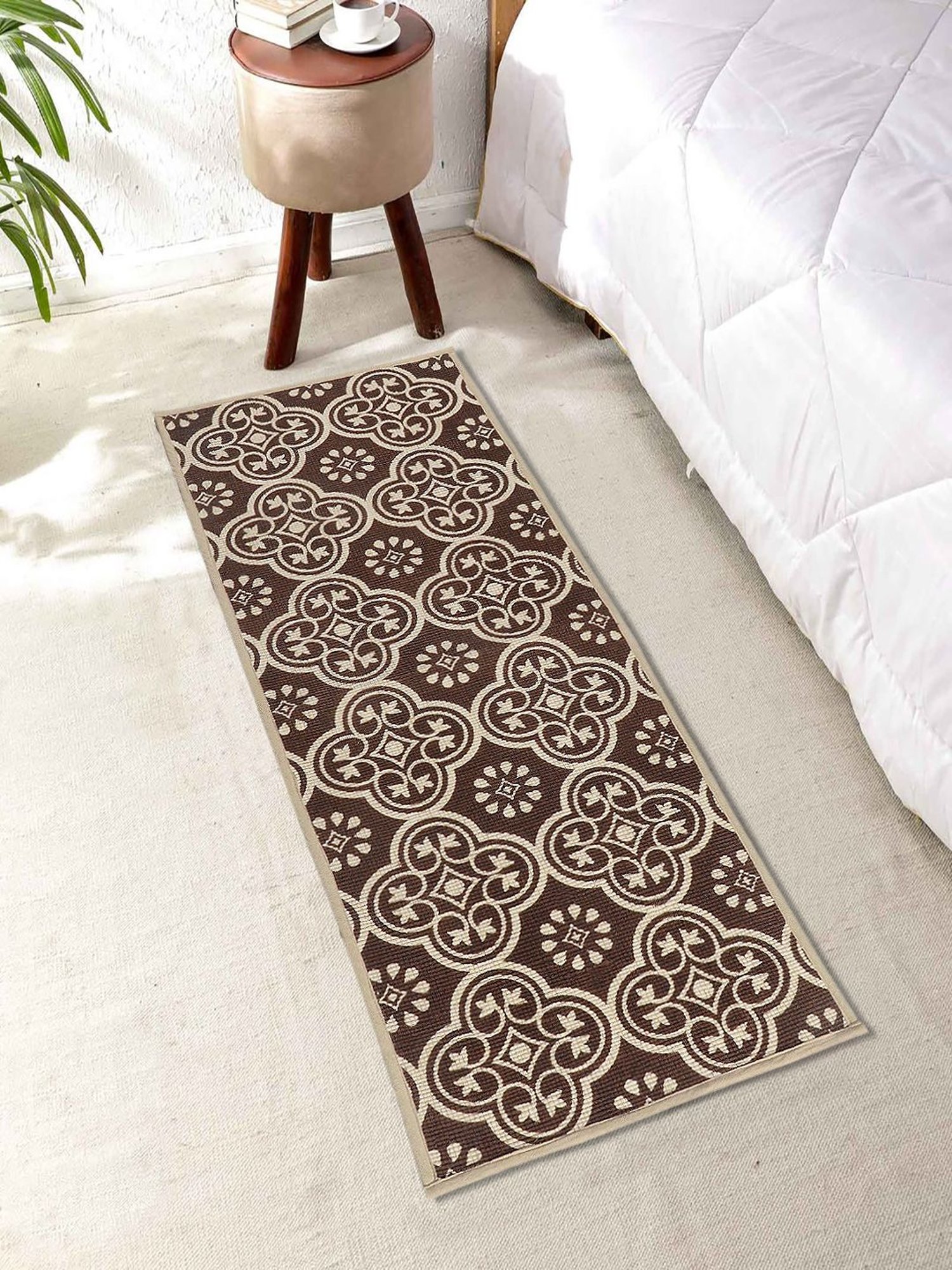 Saral Home Abstract Brown Cotton Anti Skid Runner
