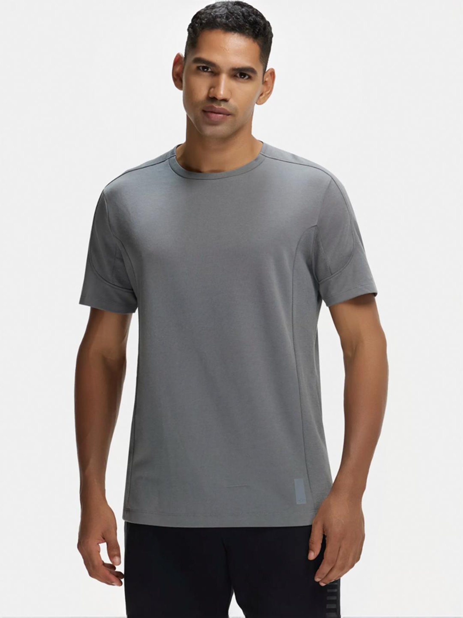 Jockey MV01 Grey Super Combed Cotton Half Sleeves T-Shirt with Stay Fresh Treatment