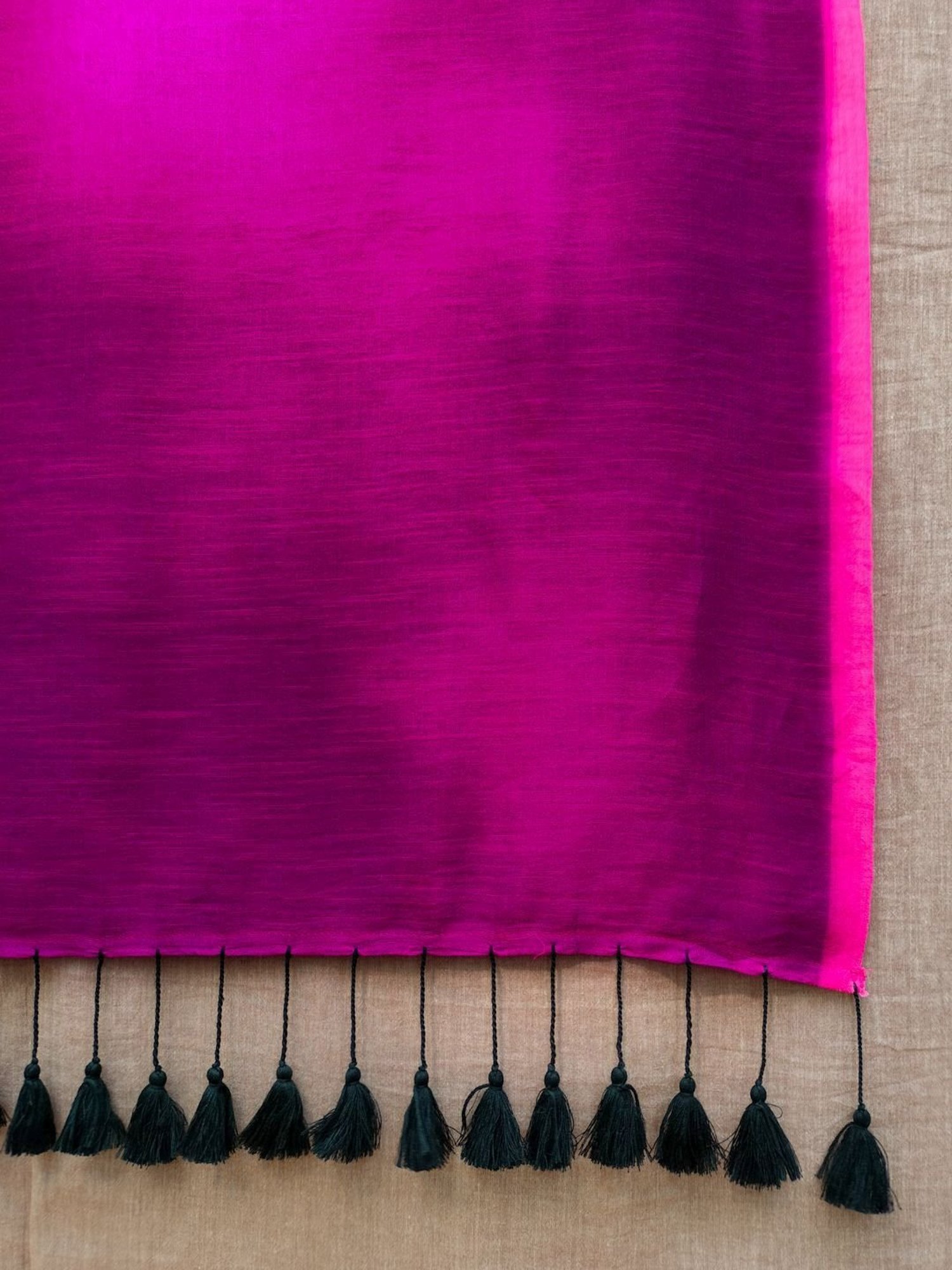 Suta Pink Plain Saree Without Blouse