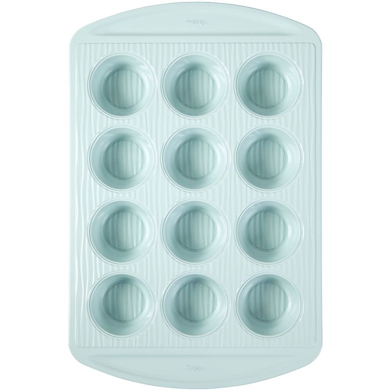 Kaiser Bakeware Steel Muffin Pan, 12 Cup