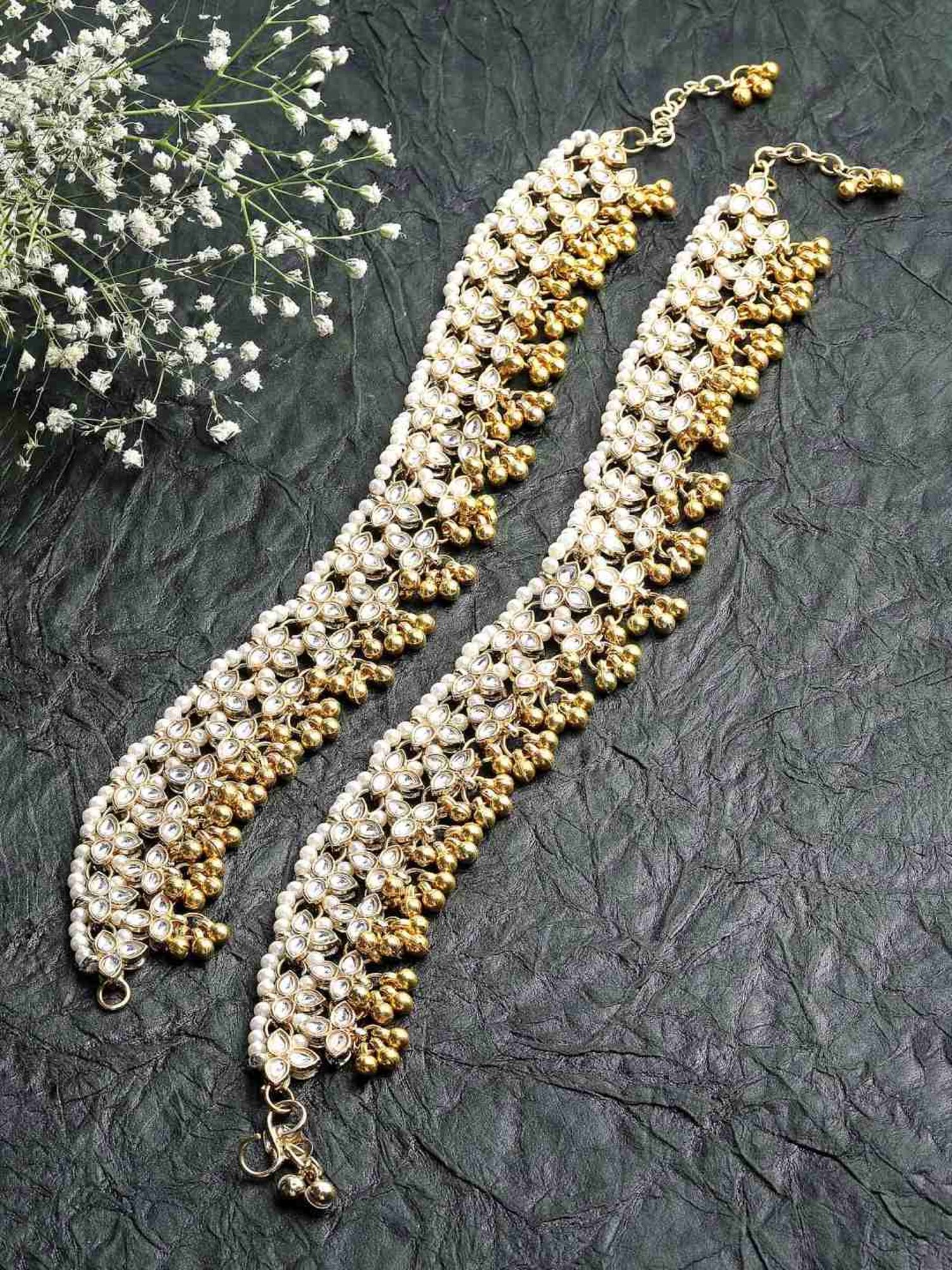 Karatcart Gold-Plated Kundan Anklet for Women