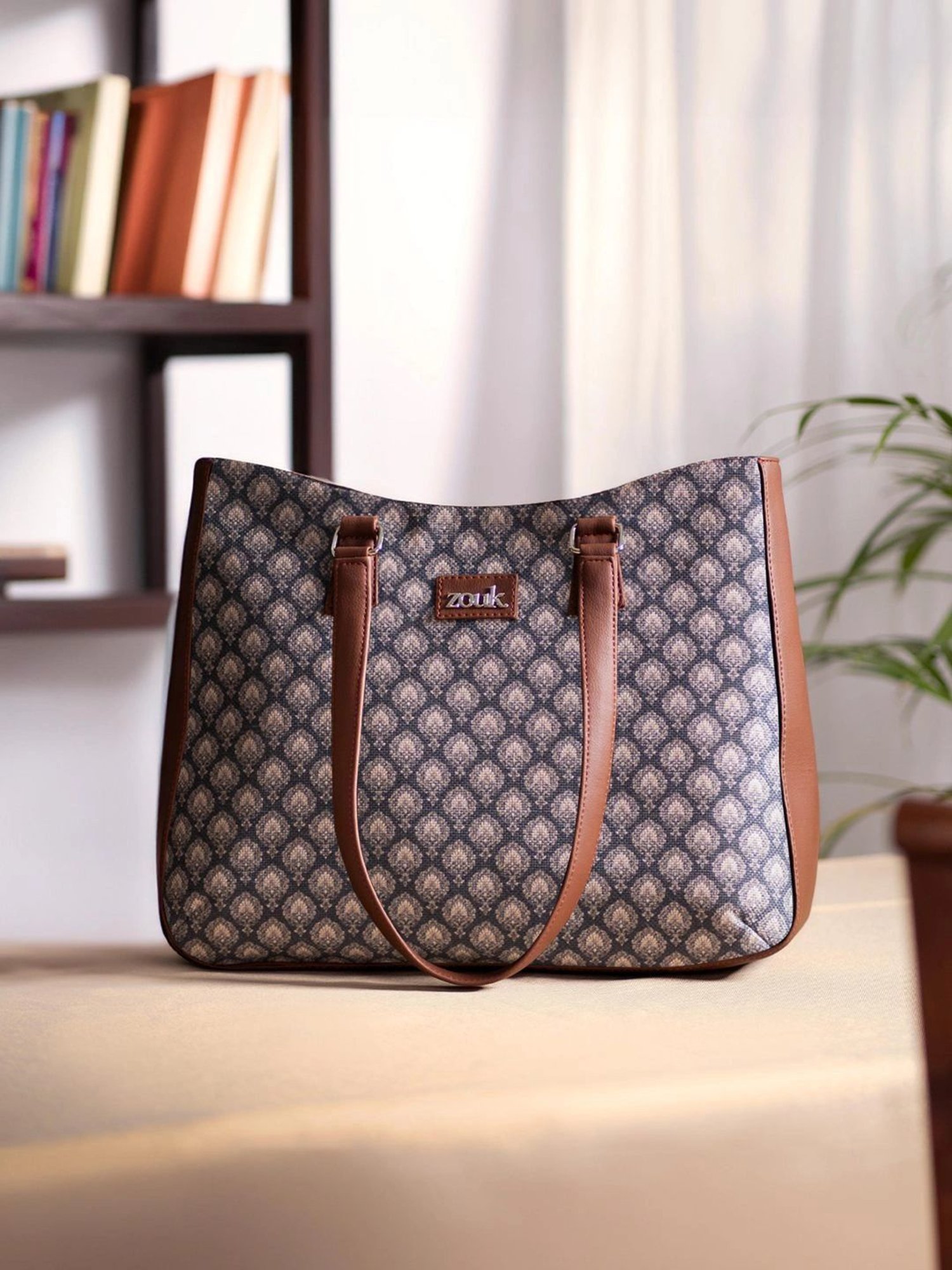 ZOUK Hampi Sculpt Printed Tote Handbag