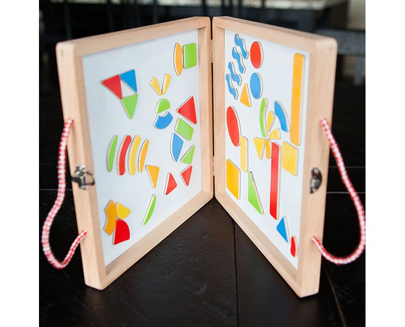  Fat Brain Toys Magnetic Creation Station FB222-1