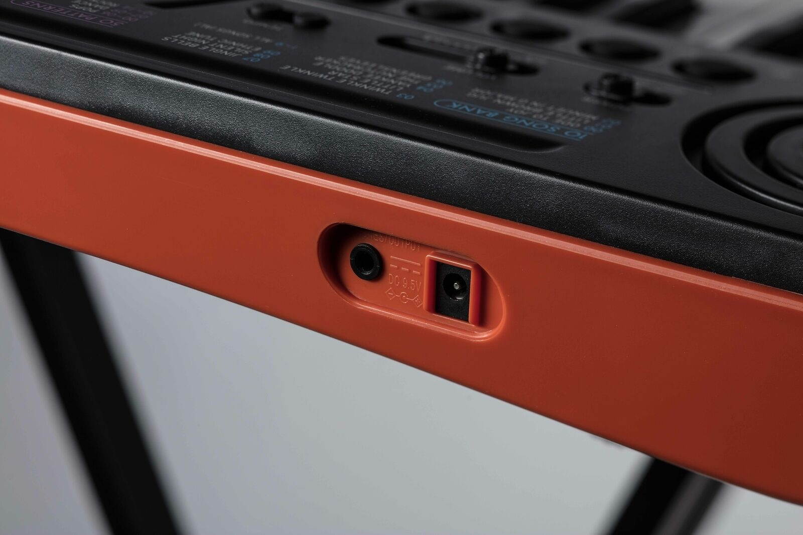 Casio SA-76 Mini Keyboard w/ Power Adapter