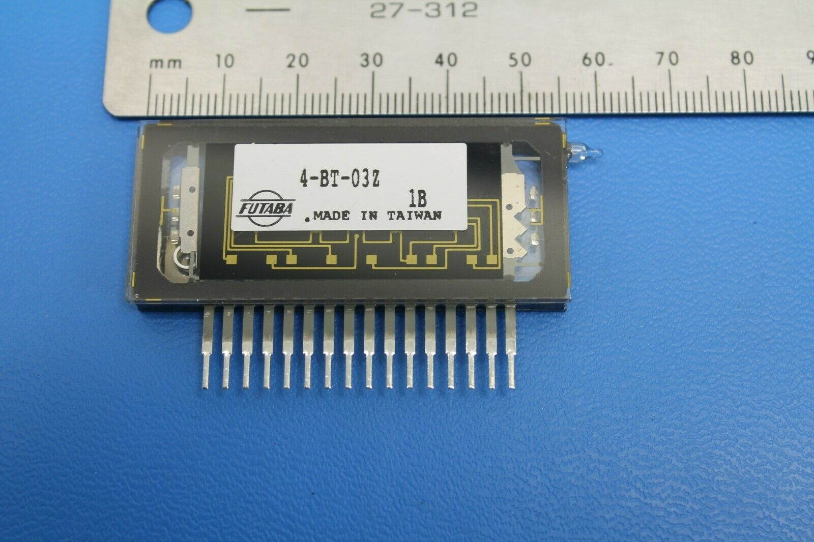 FUTABA 4-BT-03Z 4 Digit 7-Segment Vacuum Fluorescent Display New