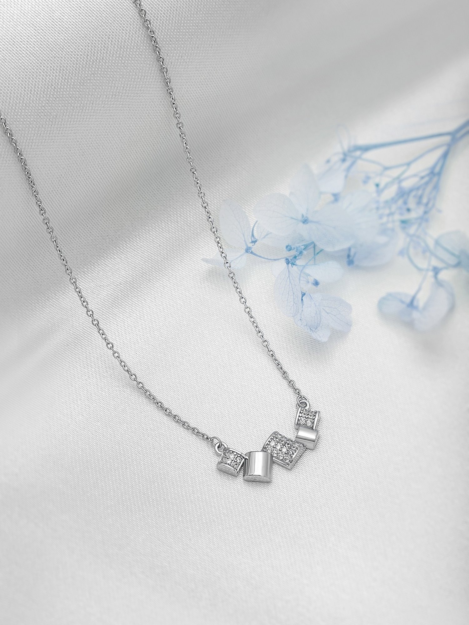 Silberry 92.5 Sterling Silver Stella Necklace