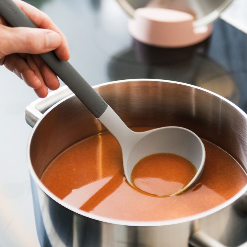 Lipper Bamboo Salad Hands With Knob Handles