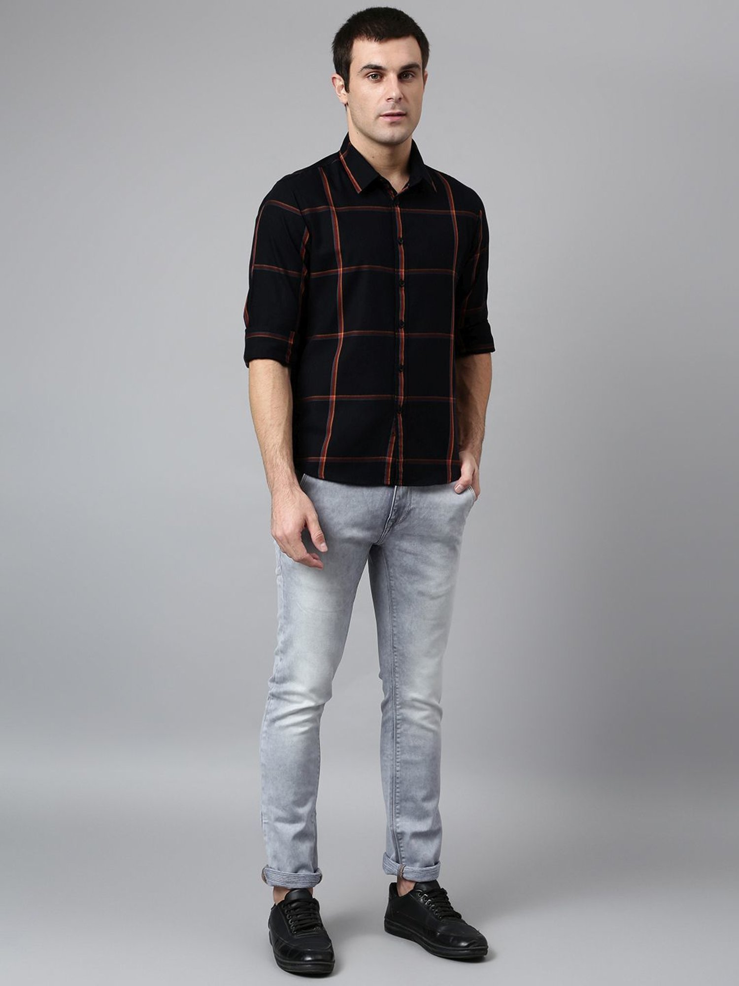 Dennis Lingo Black Cotton Slim Fit Checks Shirt