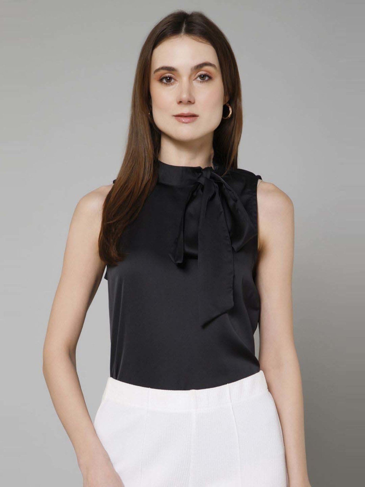 PURYS Black Regular Fit Top
