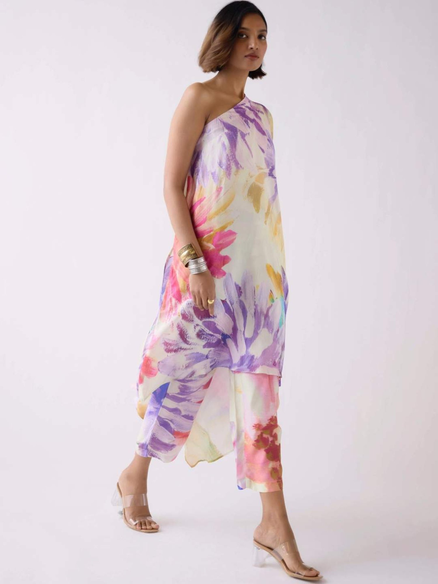 Basanti Kapde aur Koffee Multi Tunic with Pant