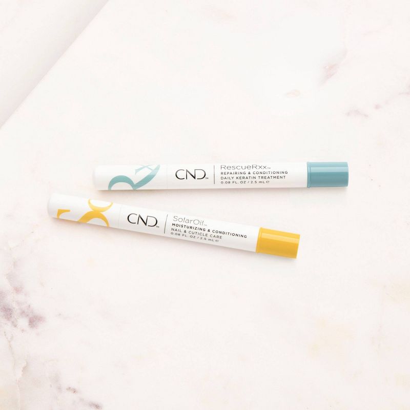 CND VINYLUX Solar Oil Pen - 0.08 fl oz