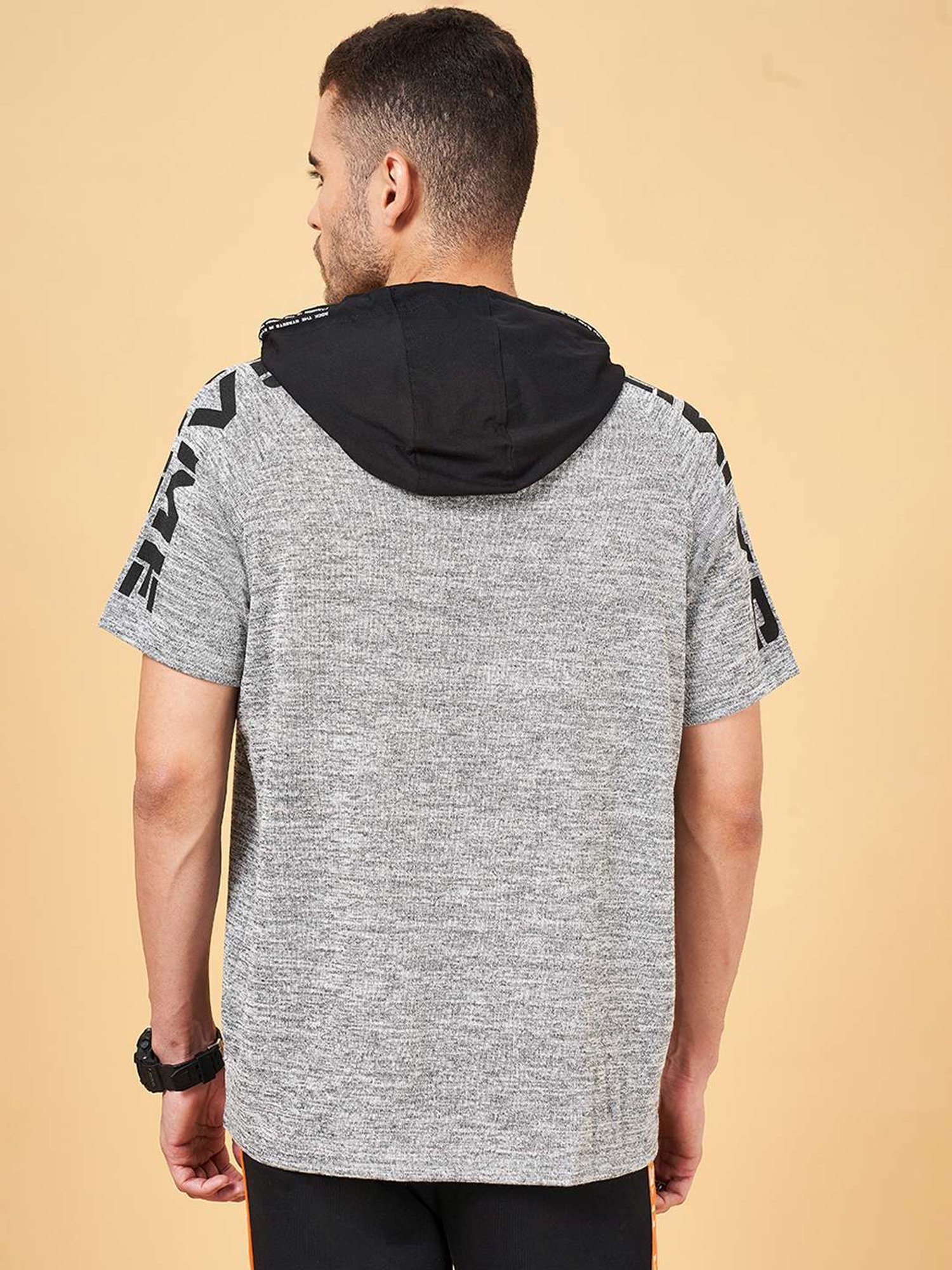 Street 808 by Pantaloons Grey Regular Fit Printed Hooded T-Shirt