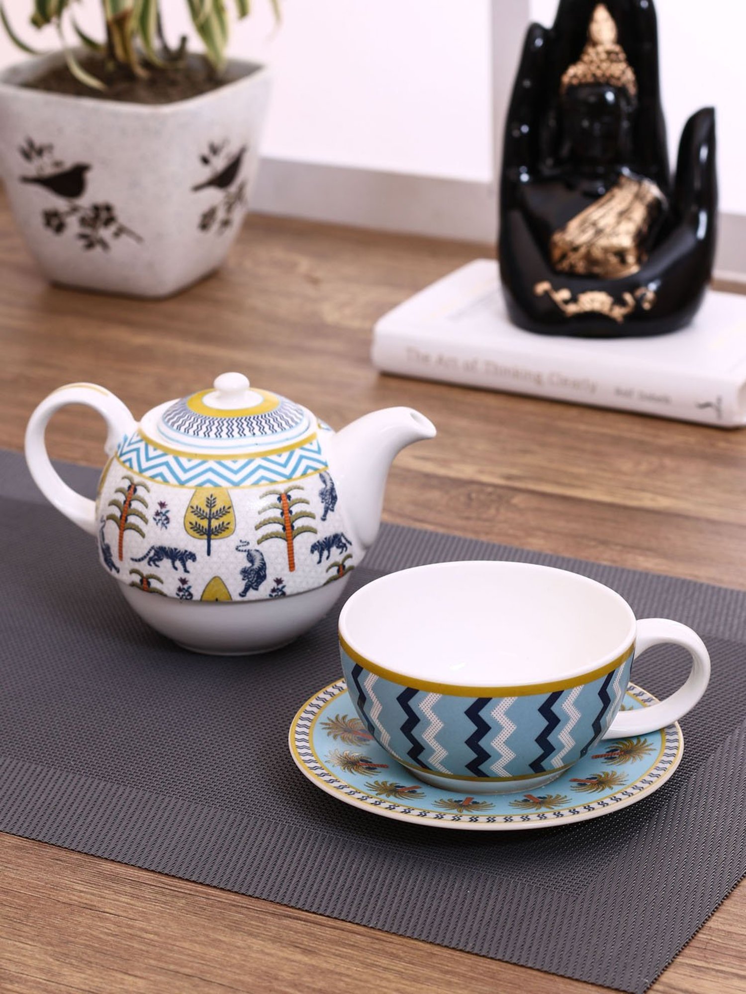 India Circus Fine Ceramic Kettle Set (1 Tea Pot +1 Cup +1 Saucer) Tea Pot 450ml, Cup 260ml