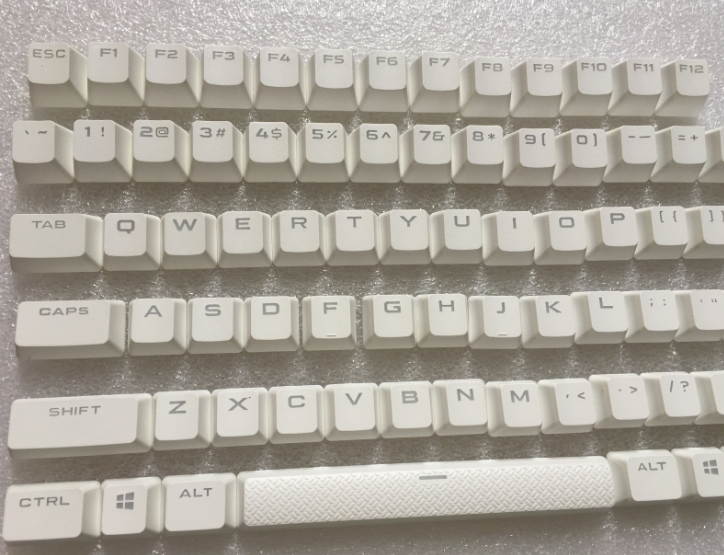 Huion KAMVAS Pro 13 GT-133 Pen Display Drawing Monitor 13.3 Inches Tilt Function Battery-Free Stylus 8192 Pen Pressure(Stand Included)