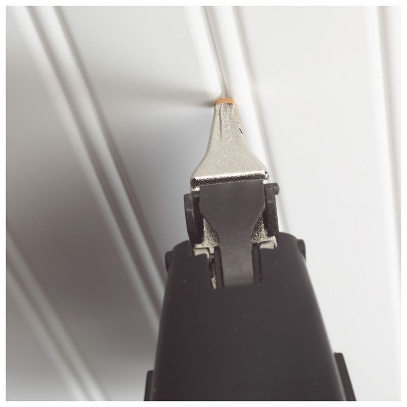 Bostitch BTFP12233-R Smart Point 18-Gauge Brad Nailer Kit