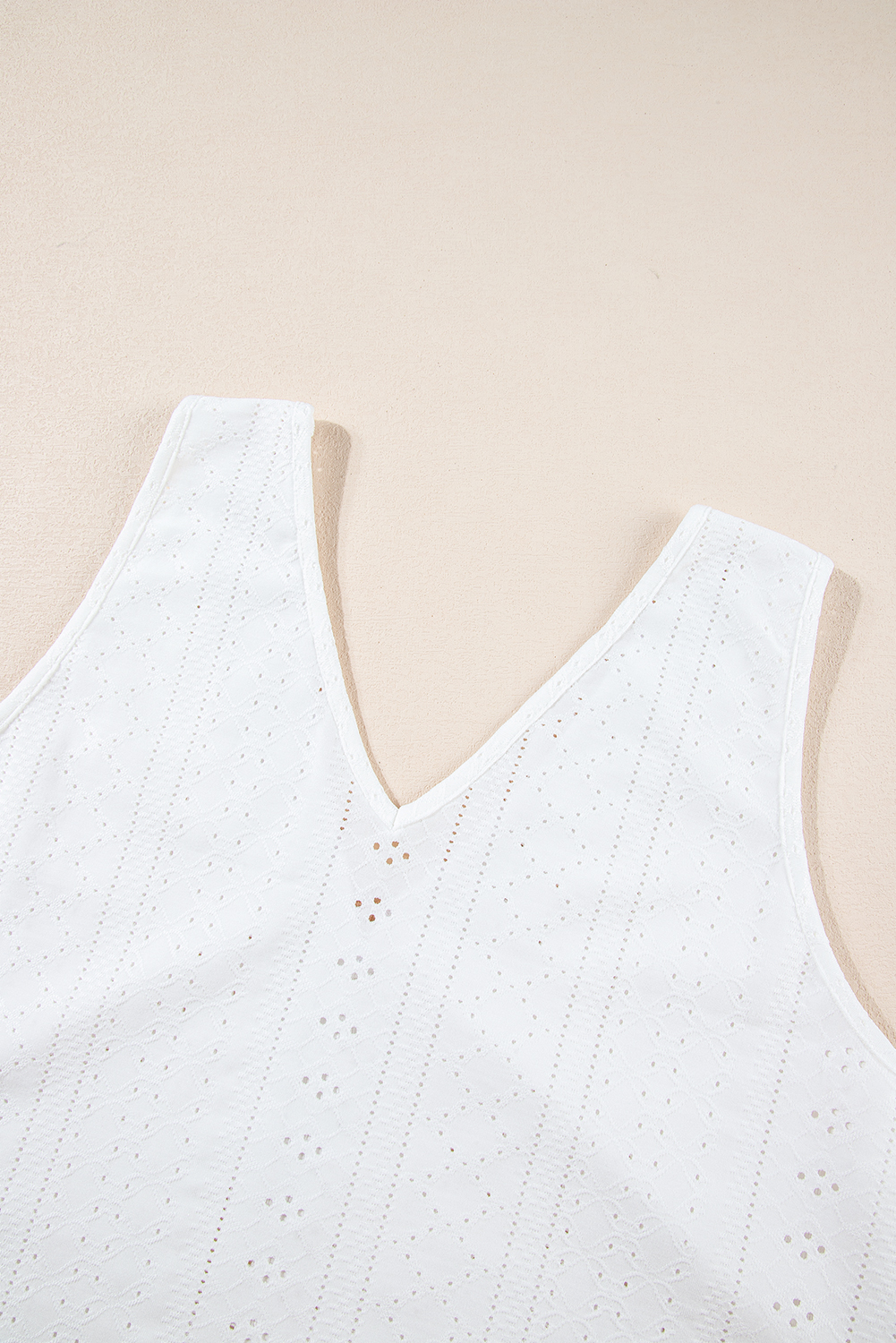 White Plus Size Guipure V Neck Eyelet Lace Tank Top