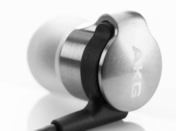 AKG K3003I Reference Class 3-Way Earphones with Mic and Control (Black/Silver)