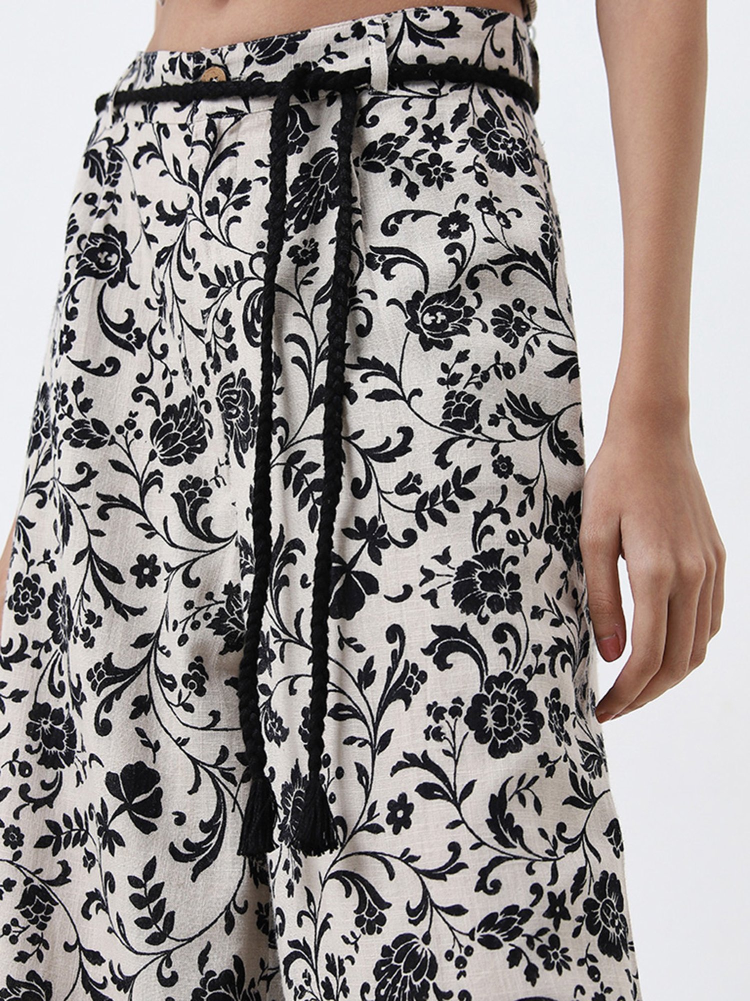 KENDALL + KYLIE Black Mid Rise Bootcut Pants